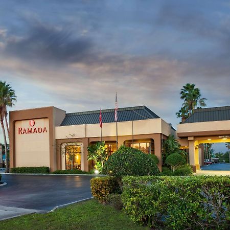 Ramada By Wyndham Orlando Florida Mall 外观 照片