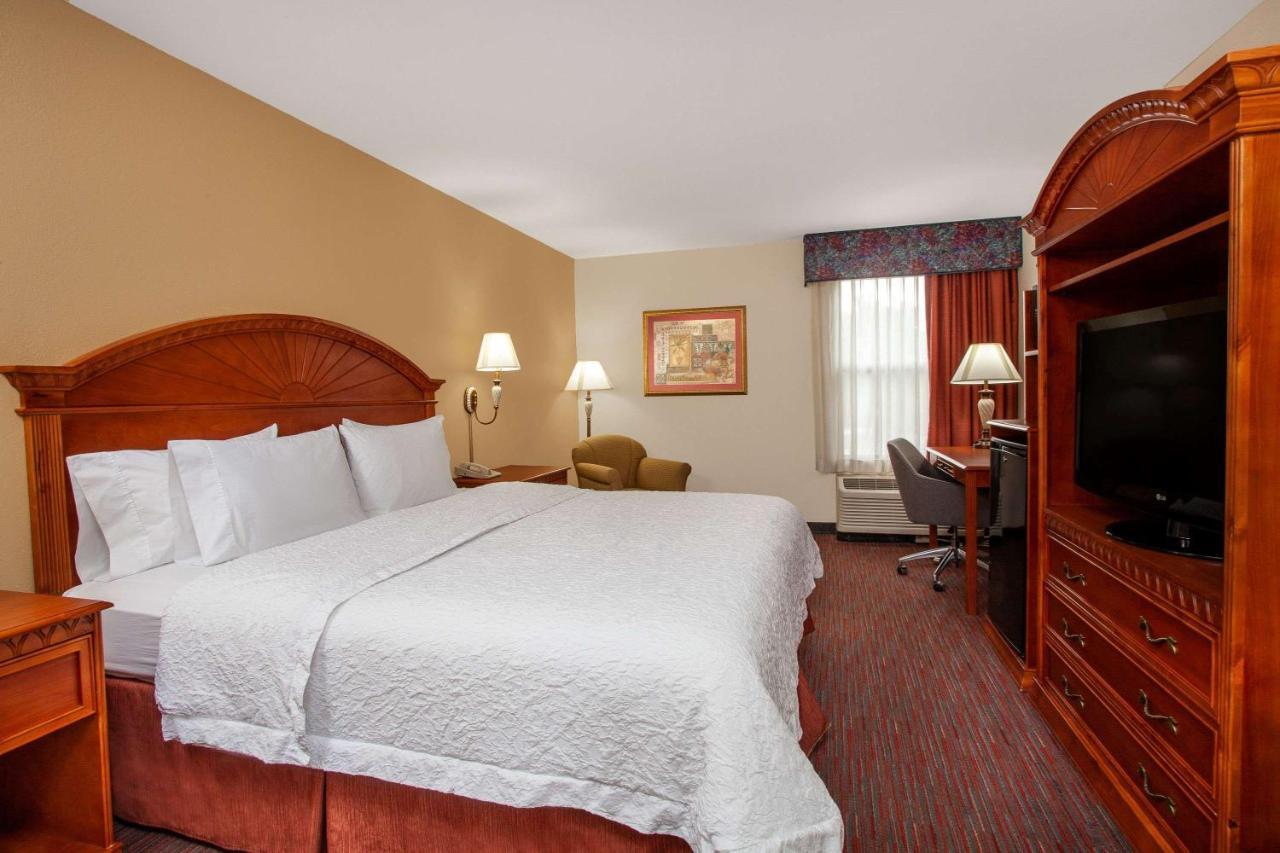 Ramada By Wyndham Orlando Florida Mall 外观 照片