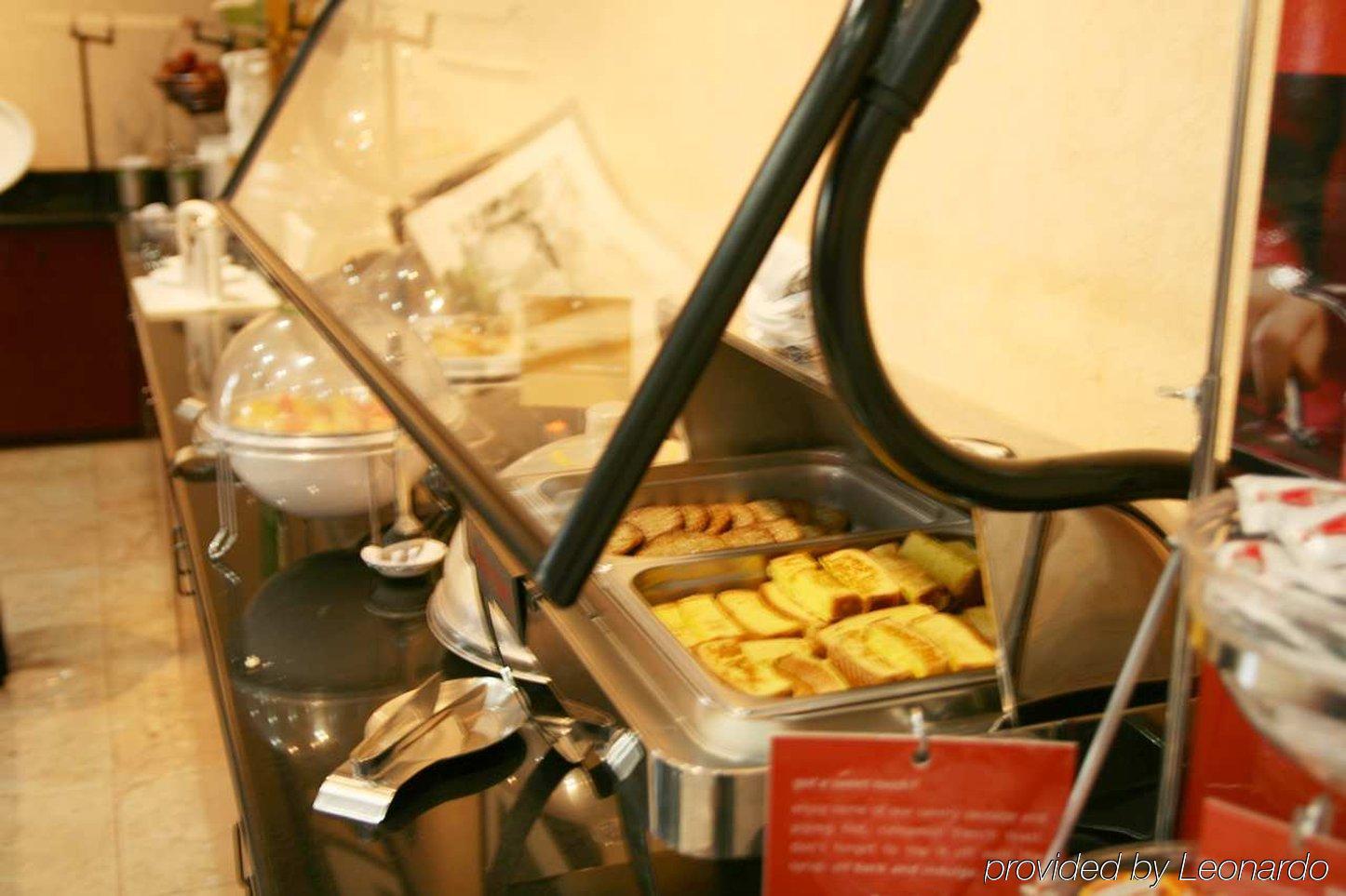 Ramada By Wyndham Orlando Florida Mall 餐厅 照片
