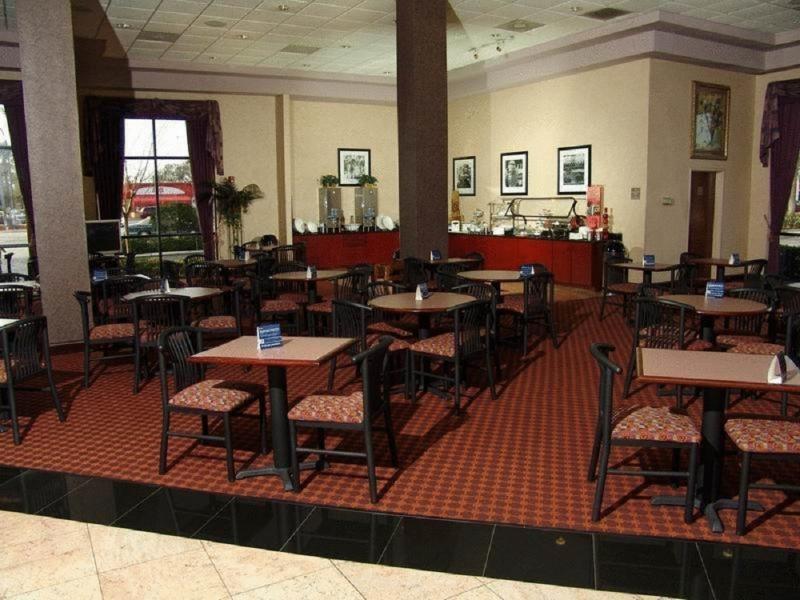 Ramada By Wyndham Orlando Florida Mall 外观 照片