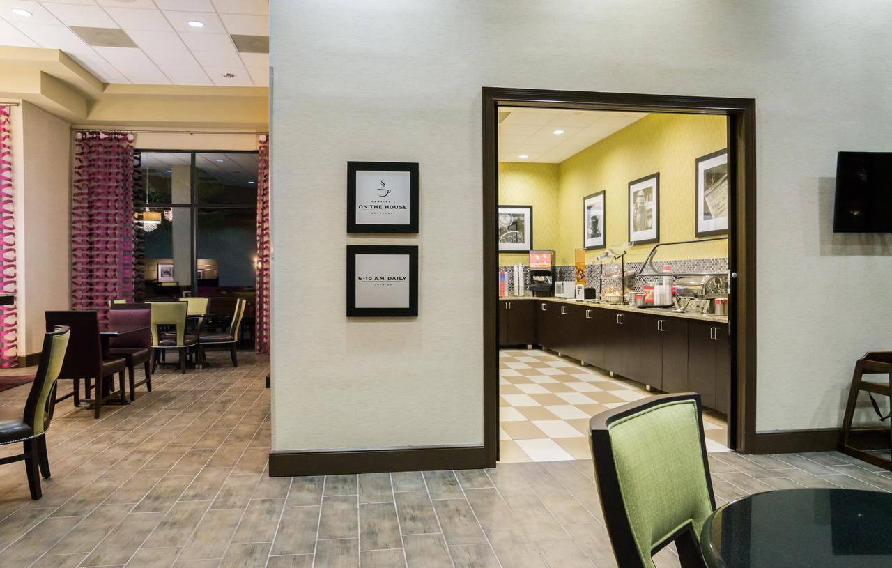 Ramada By Wyndham Orlando Florida Mall 外观 照片