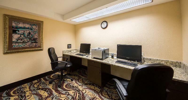 Ramada By Wyndham Orlando Florida Mall 外观 照片